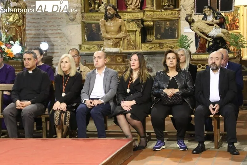 Foto 2 - El prior de los Carmelitas Descalzos pronuncia el serm&oacute;n del Descendimiento