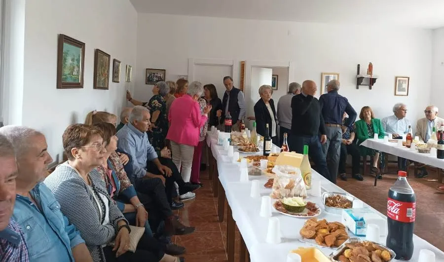 Foto 2 - Inaugurado el nuevo hogar de mayores de la Asociaci&oacute;n Santa B&aacute;rbara de Fuentes de O&ntilde;oro