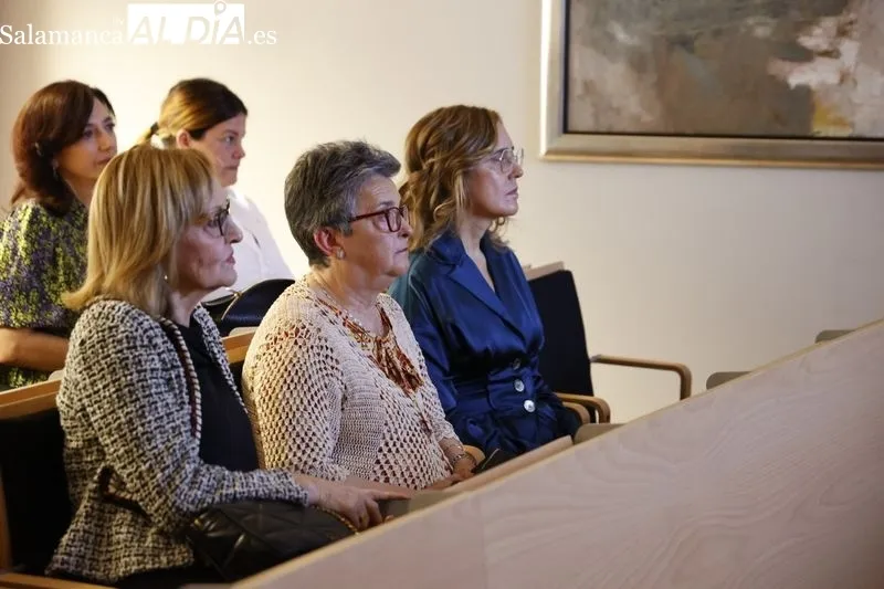 Foto 7 - El Colegio Oficial de M&eacute;dicos acoge una jornada sobre el Lupus