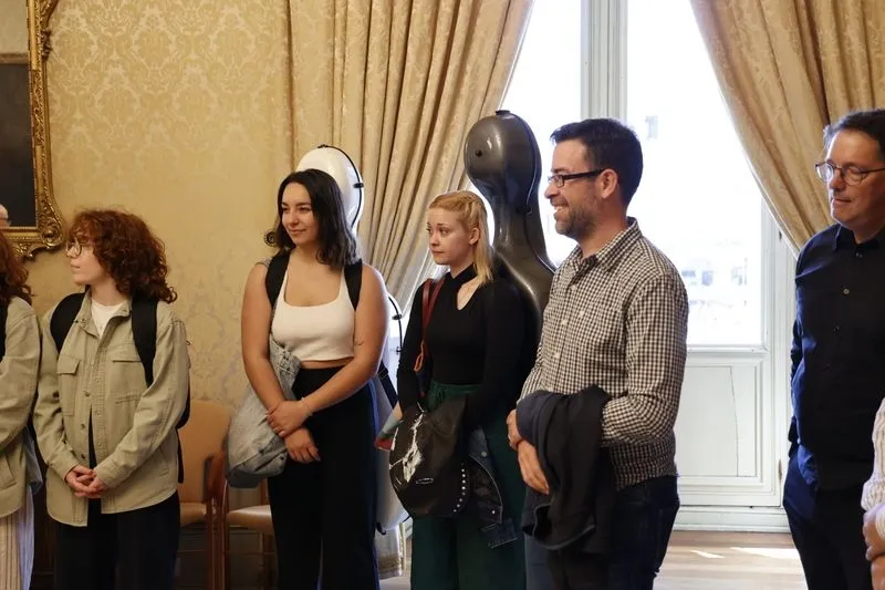 Foto 9 - La Joven Orquesta Sinf&oacute;nica Ciudad de Salamanca es recibida en el Ayuntamiento por Garc&iacute;a Carbayo