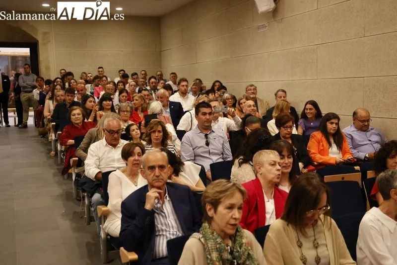 Foto 8 - Nuevos graduados en Educaci&oacute;n por la UPSA