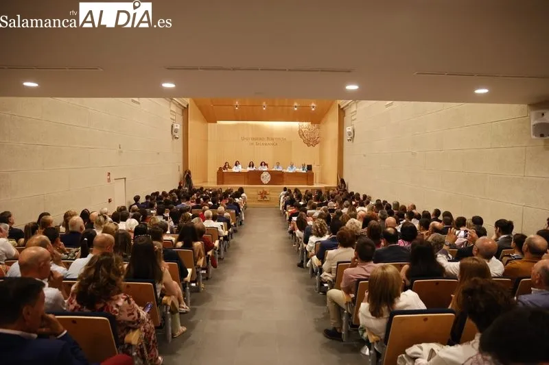 Foto 6 - Nuevos graduados en Educaci&oacute;n por la UPSA