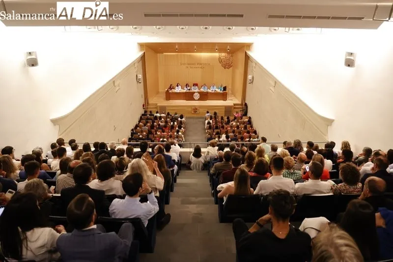 Foto 5 - Nuevos graduados en Educaci&oacute;n por la UPSA
