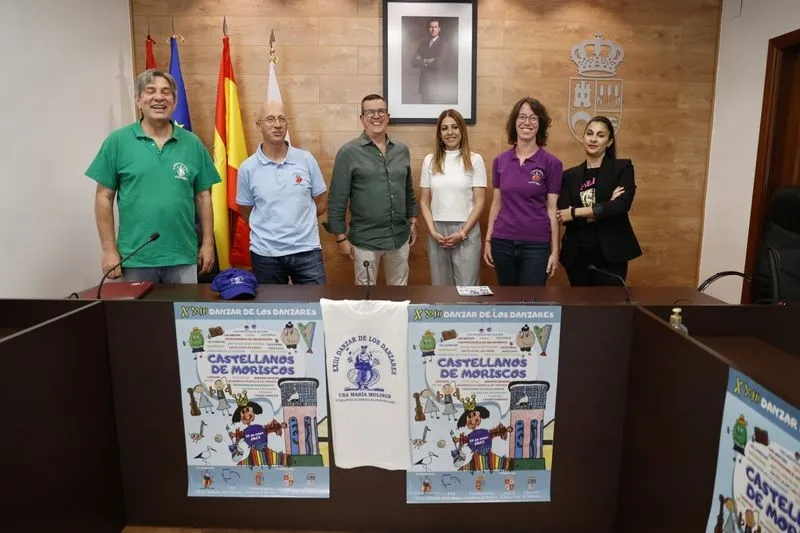 Foto 6 - Ya est&aacute; aqu&iacute; la XXIII edici&oacute;n de 'El Danzar de los danzares' en Castellanos de Moriscos: "Es una muestra de lo que se hace en las escuelas p&uacute;blicas"