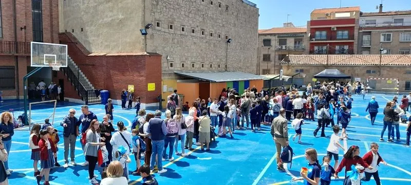 Foto 8 - El colegio San Juan Bosco organiza una paella en ayuda al proyecto DOMISAL 22/23