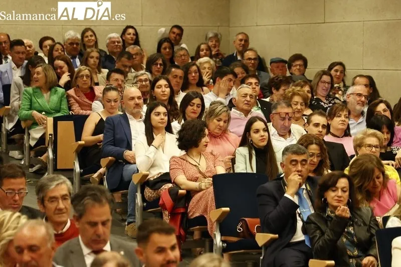 Ceremonis de Graduación de Periodismo y Comunicación Audiovisual. Fotos: David Sañudo
