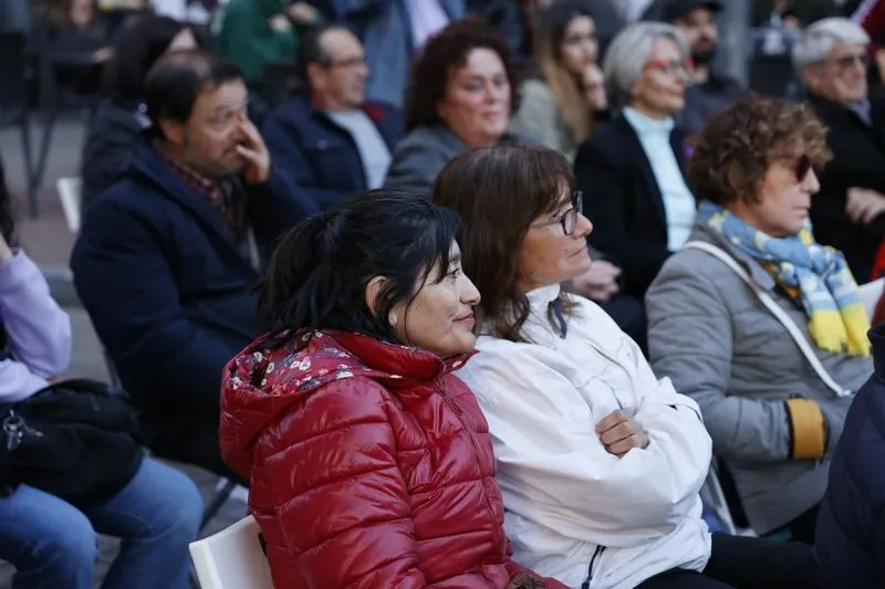 Acto público de Podemos-IU-Alianza Verde en la plaza del Oeste. Fotos: David Sañudo