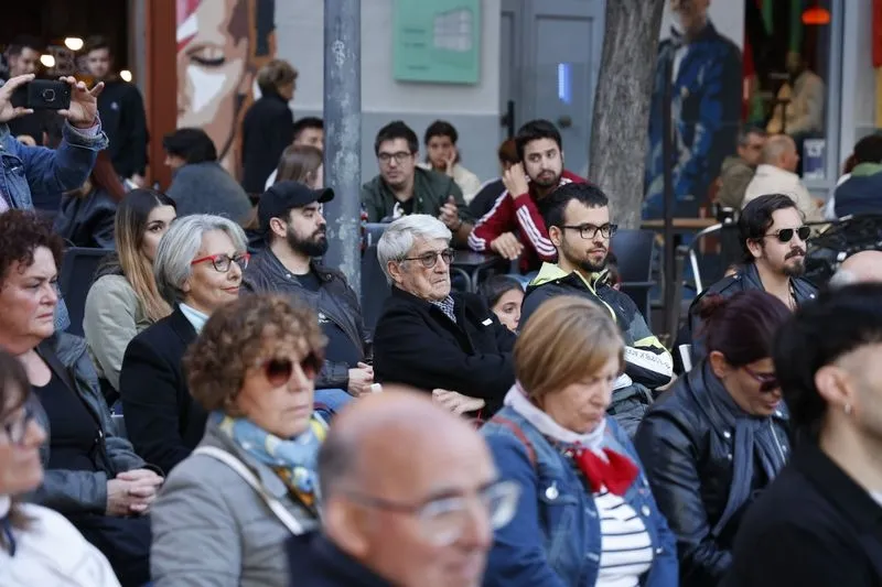 Acto público de Podemos-IU-Alianza Verde en la plaza del Oeste. Fotos: David Sañudo