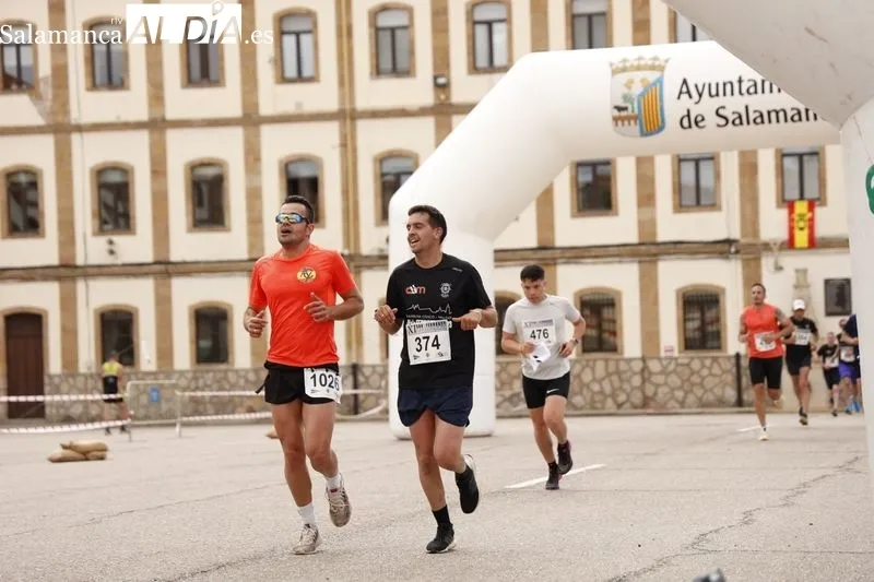 Foto 10 - Buen ambiente en la XI Carrera C&iacute;vico-Militar San Fernando 