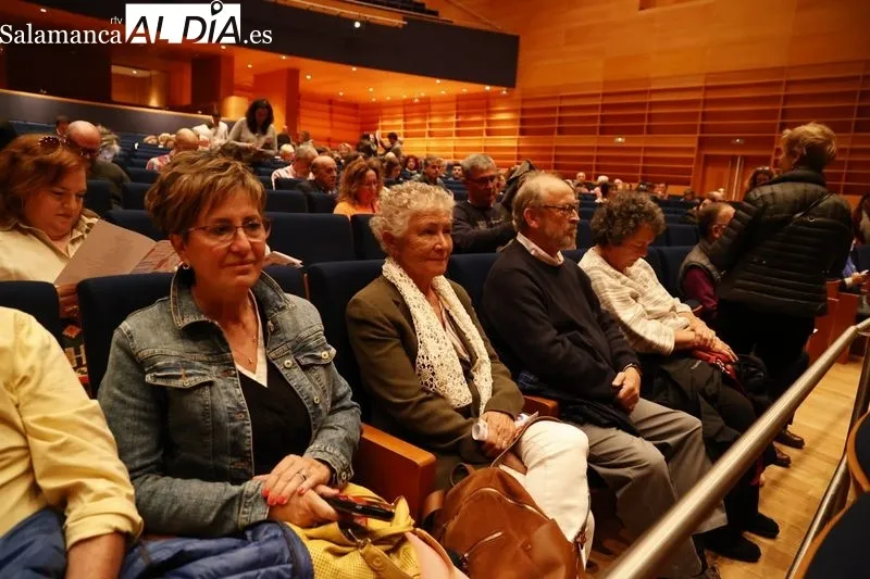 Foto 4 - Las Orquestas del Conservatorio Profesional hacen vibrar al CAEM