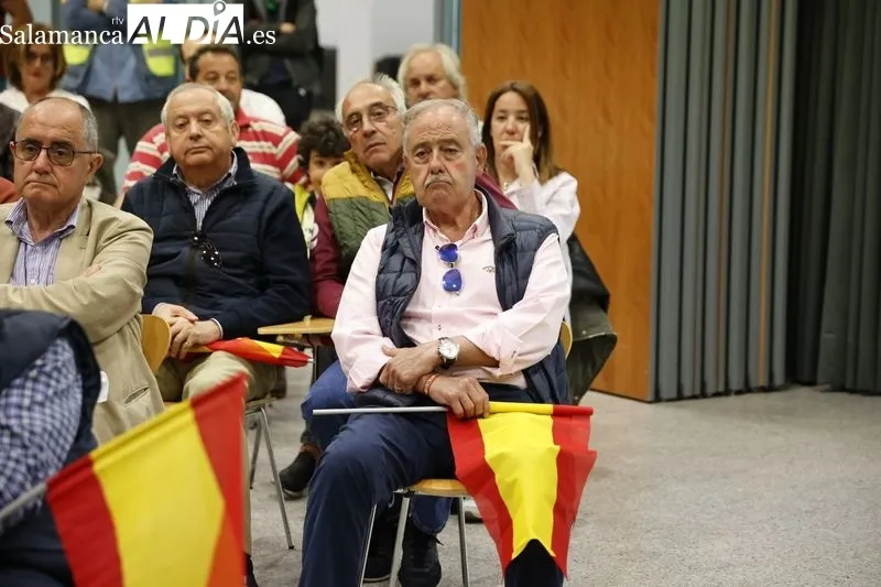 Juan García-Gallardo durante el mitin de VOX en el Palacio de Congresos de Salamanca. Fotos: David Sañudo