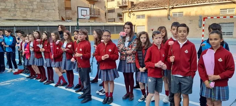 Foto 2 - El colegio San Juan Bosco celebra las fiestas en honor a Mar&iacute;a Auxiliadora