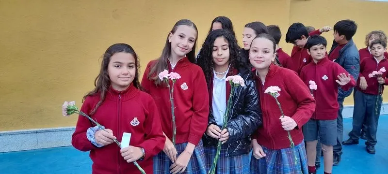 Foto 6 - El colegio San Juan Bosco celebra las fiestas en honor a Mar&iacute;a Auxiliadora