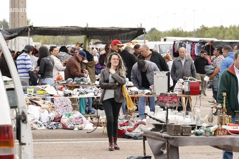 Foto 4 - Buen ambiente en el rastro y la ribera del Tormes 