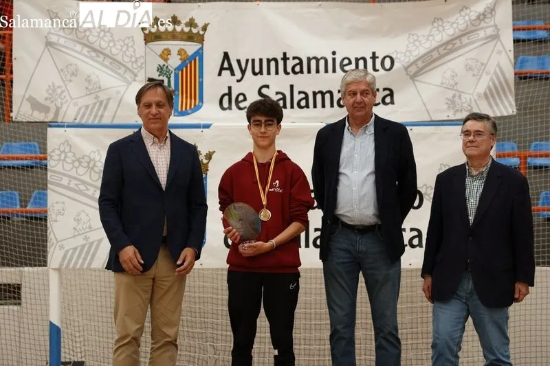Foto 4 - Broche de oro de la temporada 2022/23 de los Juegos Escolares