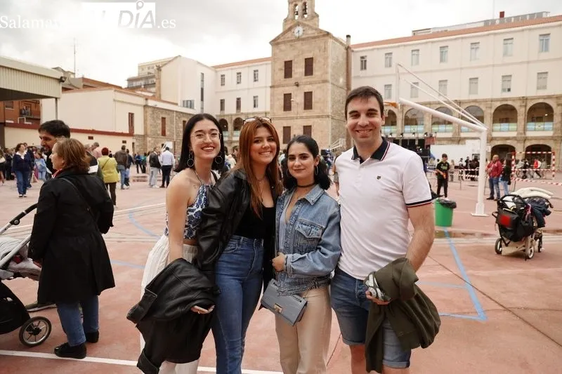 Foto 30 - El colegio Mar&iacute;a Auxiliadora celebra su tradicional verbena