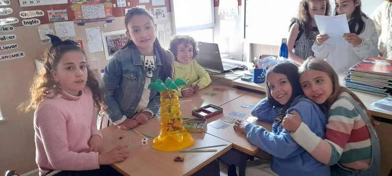 Foto 11 - El colegio San Juan Bosco celebra las fiestas en honor a Mar&iacute;a Auxiliadora