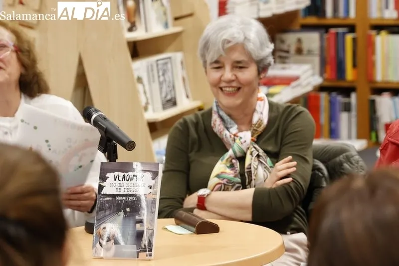 Foto 8 - Concha Torres presenta su nuevo libro &lsquo;Vladimir no es nombre de perro&rsquo;
