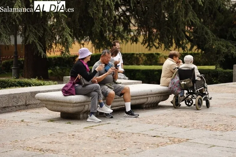 Ambiente en el centro de Salamanca este sábado. Fotos: David Sañudo
