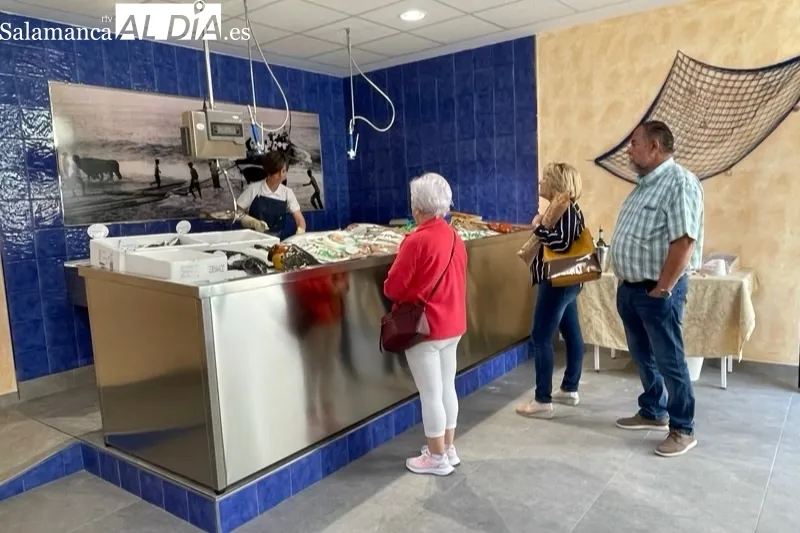 Mercedes Miguel abre en Peñaranda su pescadería Rías Baixas