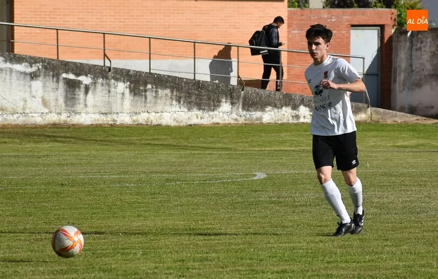 Foto 8 - Los juveniles y cadetes del Ciudad Rodrigo cierran el curso con derrota