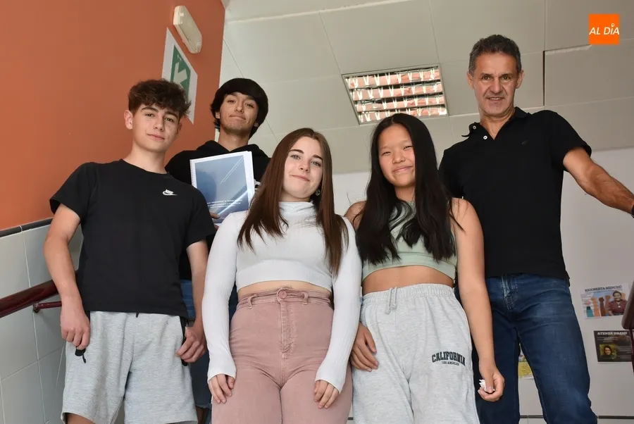 Foto 2 - Alumnos de 3&ordm; de la ESO del IES Tierra ganan un certamen Regional de Estad&iacute;stica e ir&aacute;n al Nacional