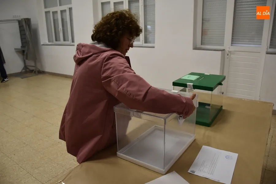 Foto 11 - Preparadas las 18 mesas electorales en las que votar&aacute;n los mirobrigenses el domingo