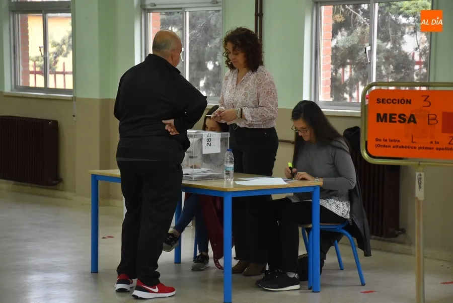 Foto 4 - Los partidos muestran su &ldquo;ilusi&oacute;n&rdquo; en una ma&ntilde;ana sin incidencias pero pasada por agua