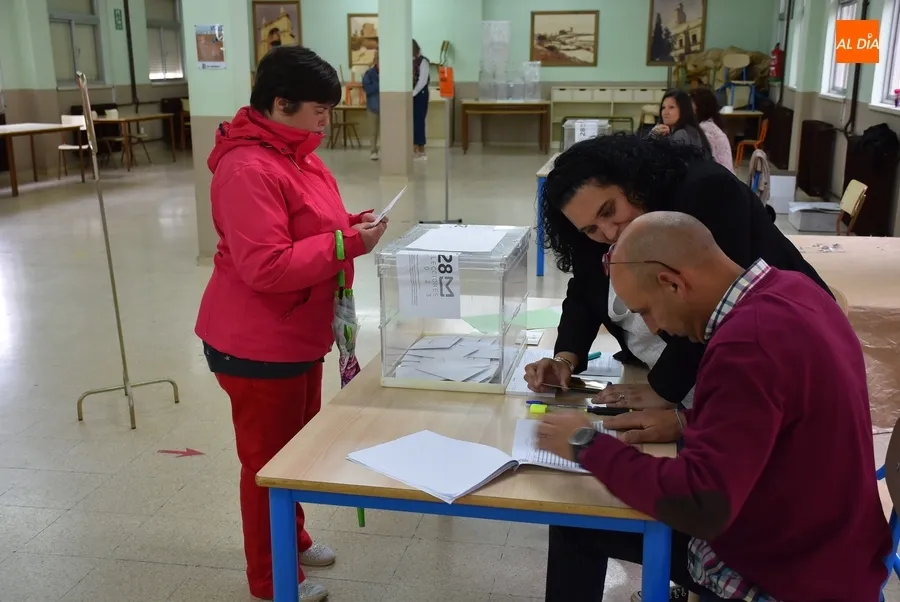 Foto 8 - Los partidos muestran su &ldquo;ilusi&oacute;n&rdquo; en una ma&ntilde;ana sin incidencias pero pasada por agua