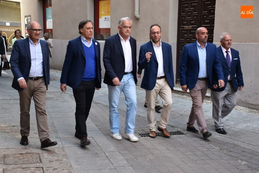 Foto 2 - Garc&iacute;a Carbayo y Gonz&aacute;lez Pons ensalzan a Marcos Iglesias como &ldquo;el alcalde de todos&rdquo;