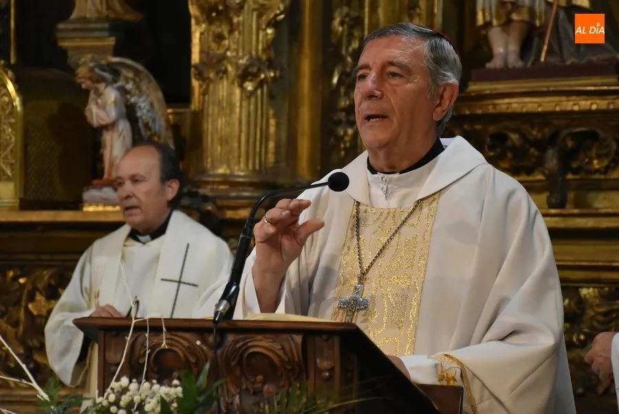 Foto 7 - El Obispo instituye a Daniel Mielgo Barre&ntilde;a como lector y ac&oacute;lito