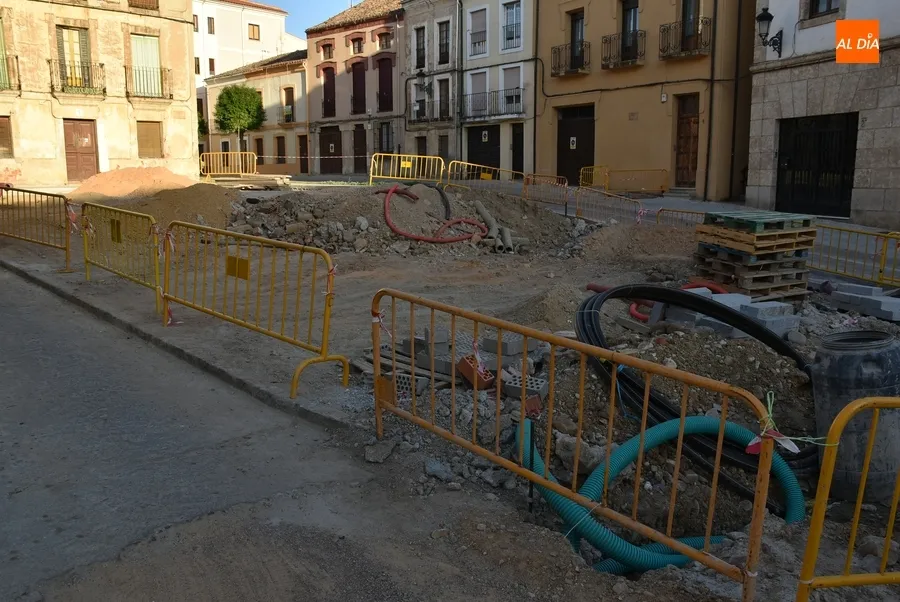 Foto 2 - Se retrasan las obras de la R&uacute;a del Sol a la espera de que concluyan las del Campo de Carniceros