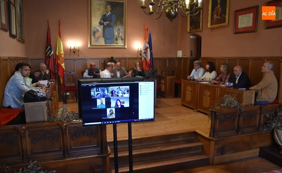 Foto 5 - El Ayuntamiento tomar&aacute; medidas legales por el impago de la carne de los toros del Carnaval