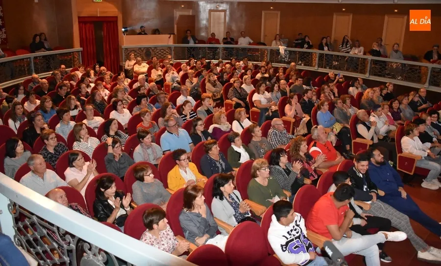 Foto 8 - Casi lleno en la sesi&oacute;n de Pedro Garc&iacute;a Aguado abierta al p&uacute;blico en general