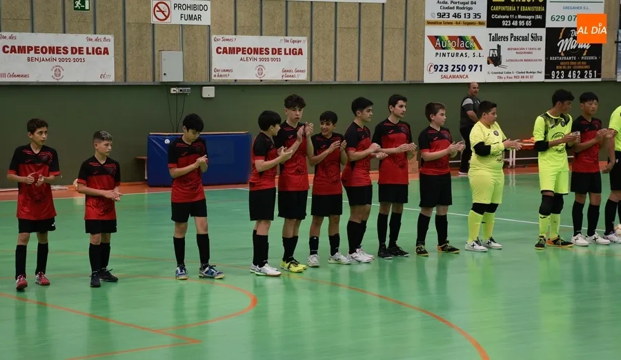 Foto 2 - El III Infantil se despide de su afici&oacute;n con una s&oacute;lida victoria ante River Zamora