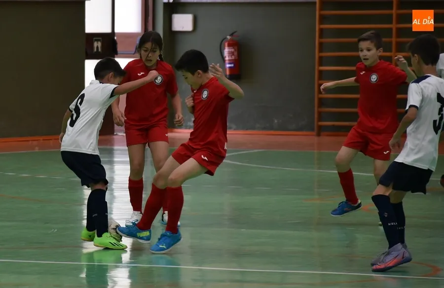 Foto 8 - El Alev&iacute;n B y el Cadete B del III Columnas recuperan con victoria los partidos aplazados ante Alhambra