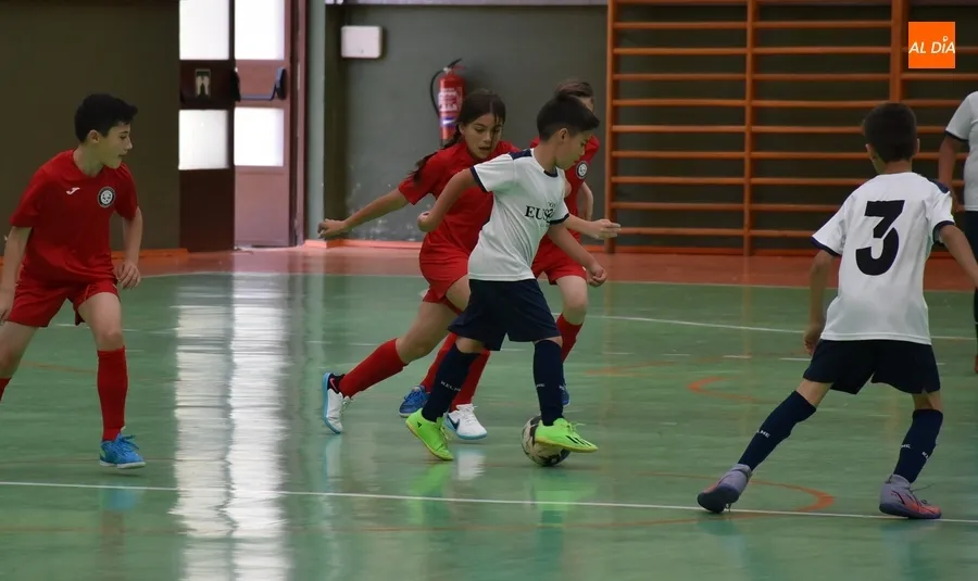 Foto 9 - El Alev&iacute;n B y el Cadete B del III Columnas recuperan con victoria los partidos aplazados ante Alhambra