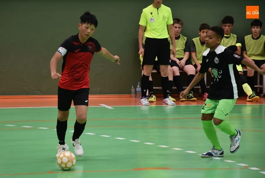 Foto 7 - El III Infantil se despide de su afici&oacute;n con una s&oacute;lida victoria ante River Zamora