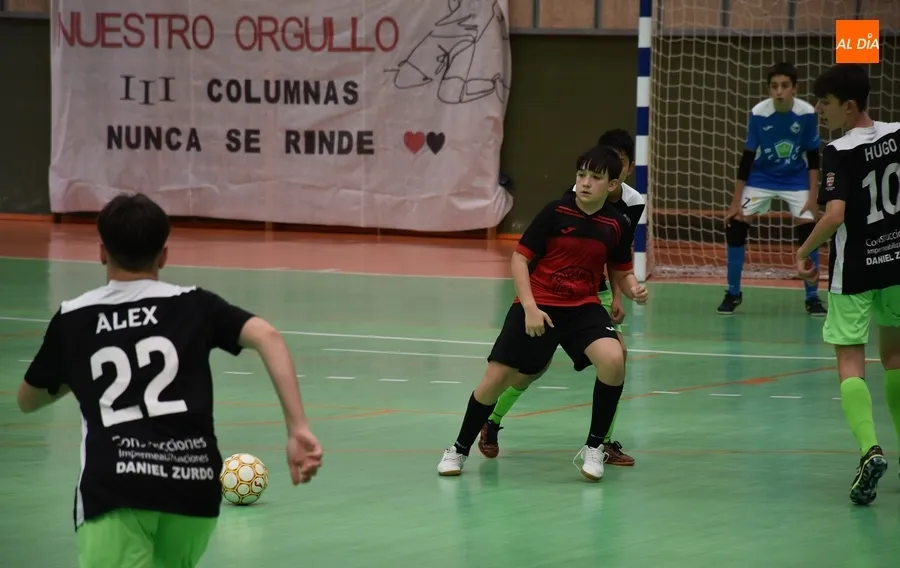 Foto 8 - El III Infantil se despide de su afici&oacute;n con una s&oacute;lida victoria ante River Zamora