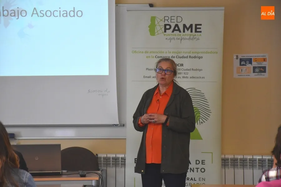 Foto 7 - La Red PAME intenta difundir el modelo del cooperativismo en la comarca
