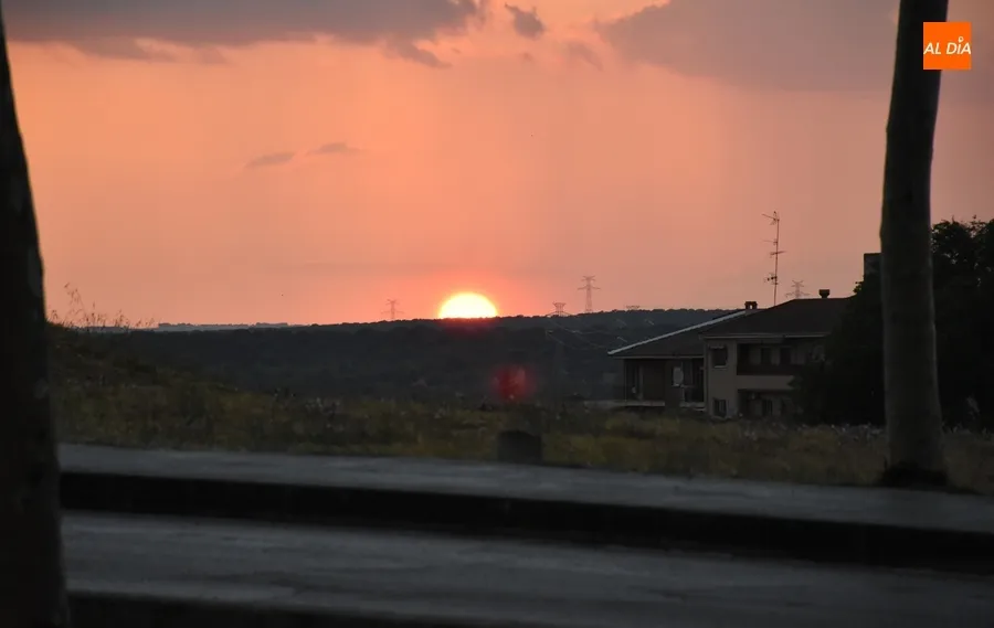 Foto 7 - Una &lsquo;breve&rsquo; pero potente tormenta da paso a un espectacular atardecer