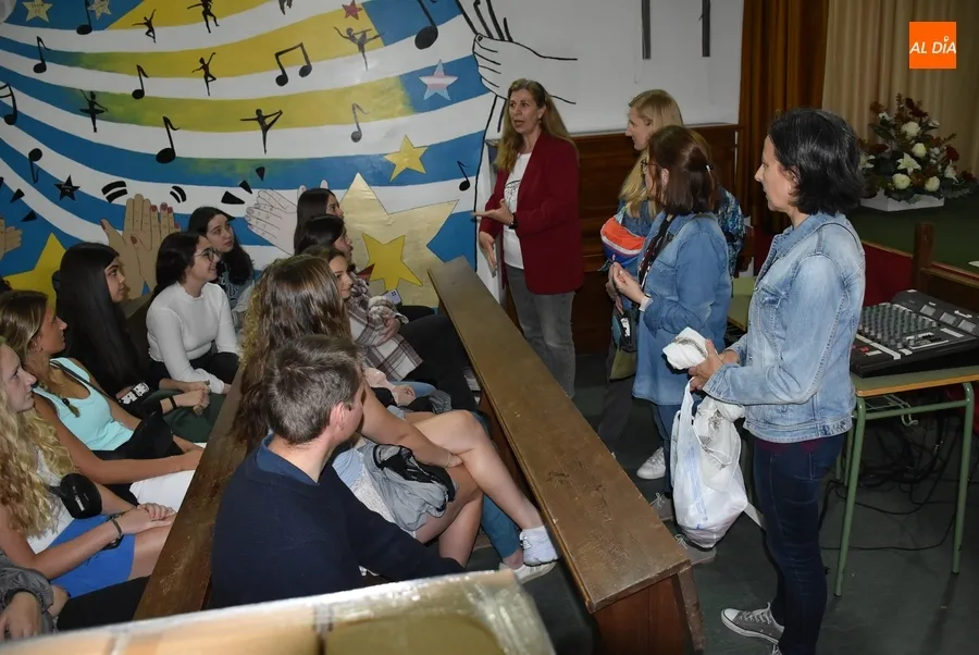 Foto 4 - 26 j&oacute;venes de Tennessee (EEUU) se acercan a Ciudad Rodrigo gracias al IES Fray Diego