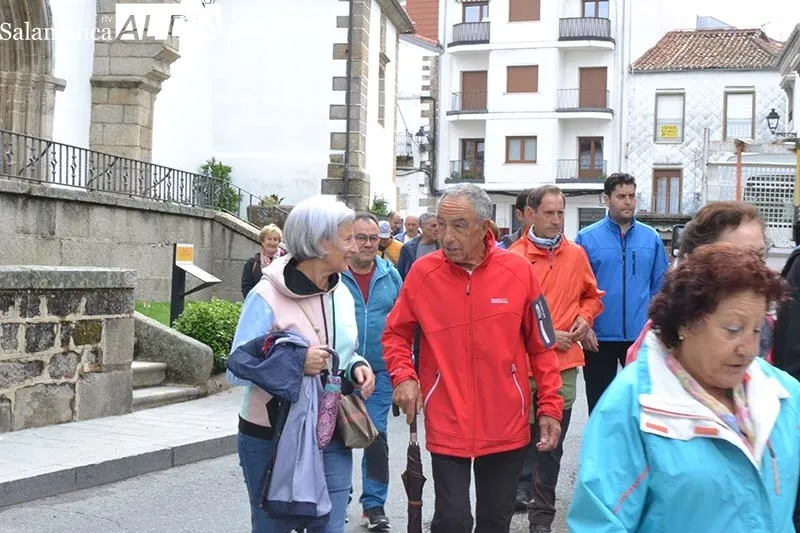 Foto 9 - B&eacute;jar vive su Romer&iacute;a de la Pe&ntilde;a de la Cruz m&aacute;s at&iacute;pica