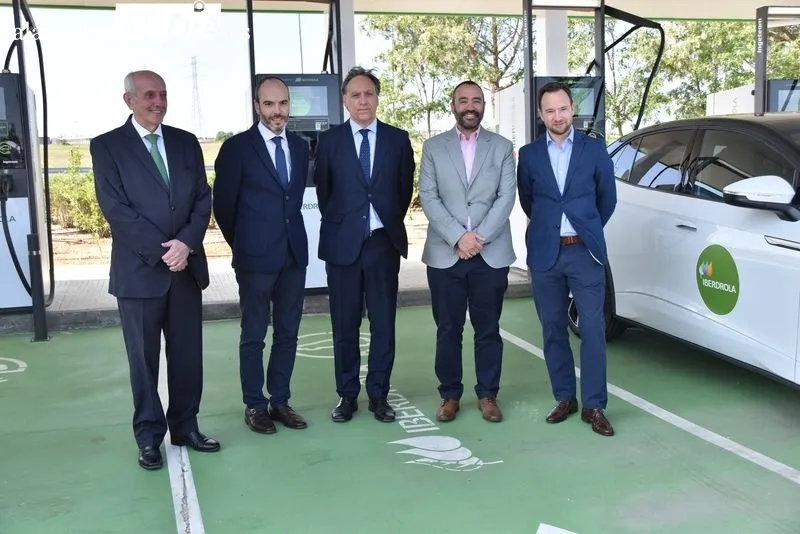 Salamanca inaugura el primer gran parque de recarga ultrarrápida de vehículos eléctricos | FOTOS: Vanesa Martins 