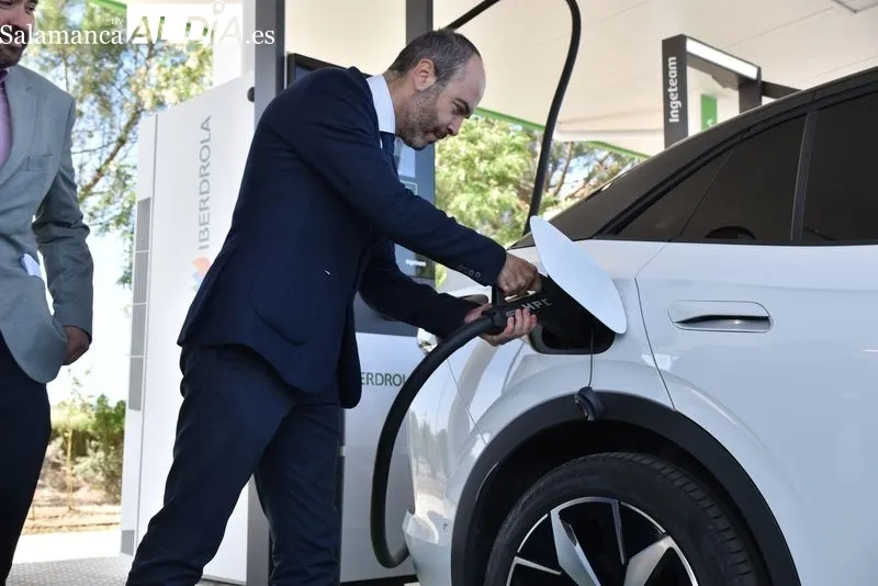 Salamanca inaugura el primer gran parque de recarga ultrarrápida de vehículos eléctricos | FOTOS: Vanesa Martins 