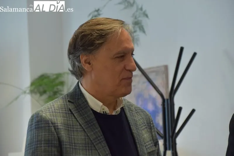 El candidato a la alcaldía Carlos García Carbayo 