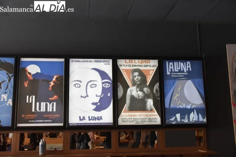 Foto 10 - Exposici&oacute;n de estudiantes de Bellas Artes en los Cines Van Dyck