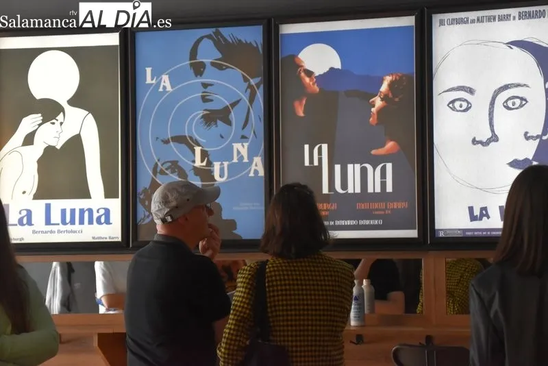 Foto 5 - Exposici&oacute;n de estudiantes de Bellas Artes en los Cines Van Dyck