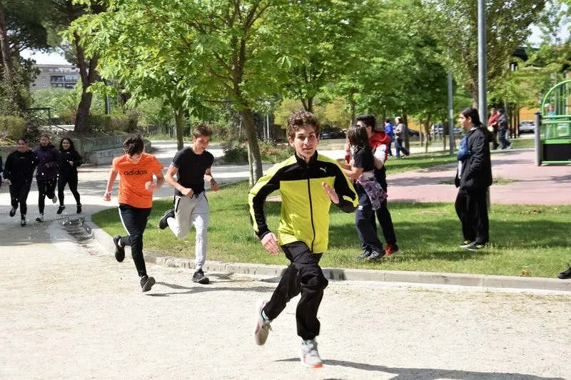 Foto 4 - Carrera y bocadillo solidario en el IES Mateo Hern&aacute;ndez a favor de Cruz Roja