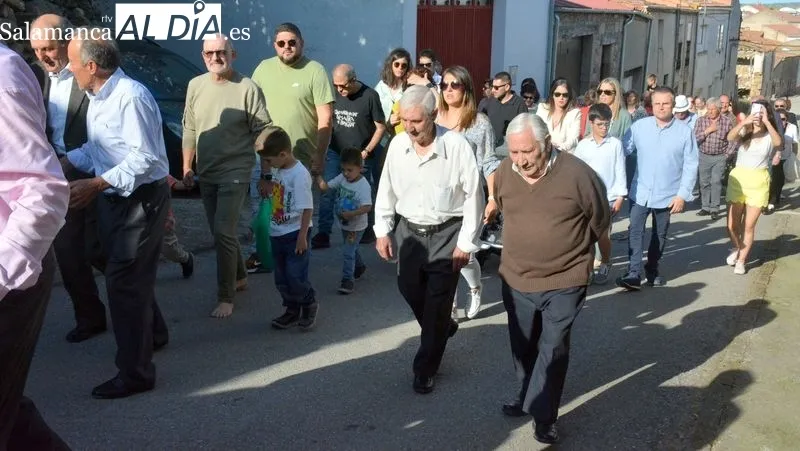La imagen del Cristo de la Misericordia fue llevada en procesión hasta su ermita